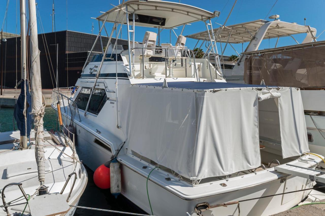 Boat Accommodations Barcelona Sant Adria de Besos Exterior foto