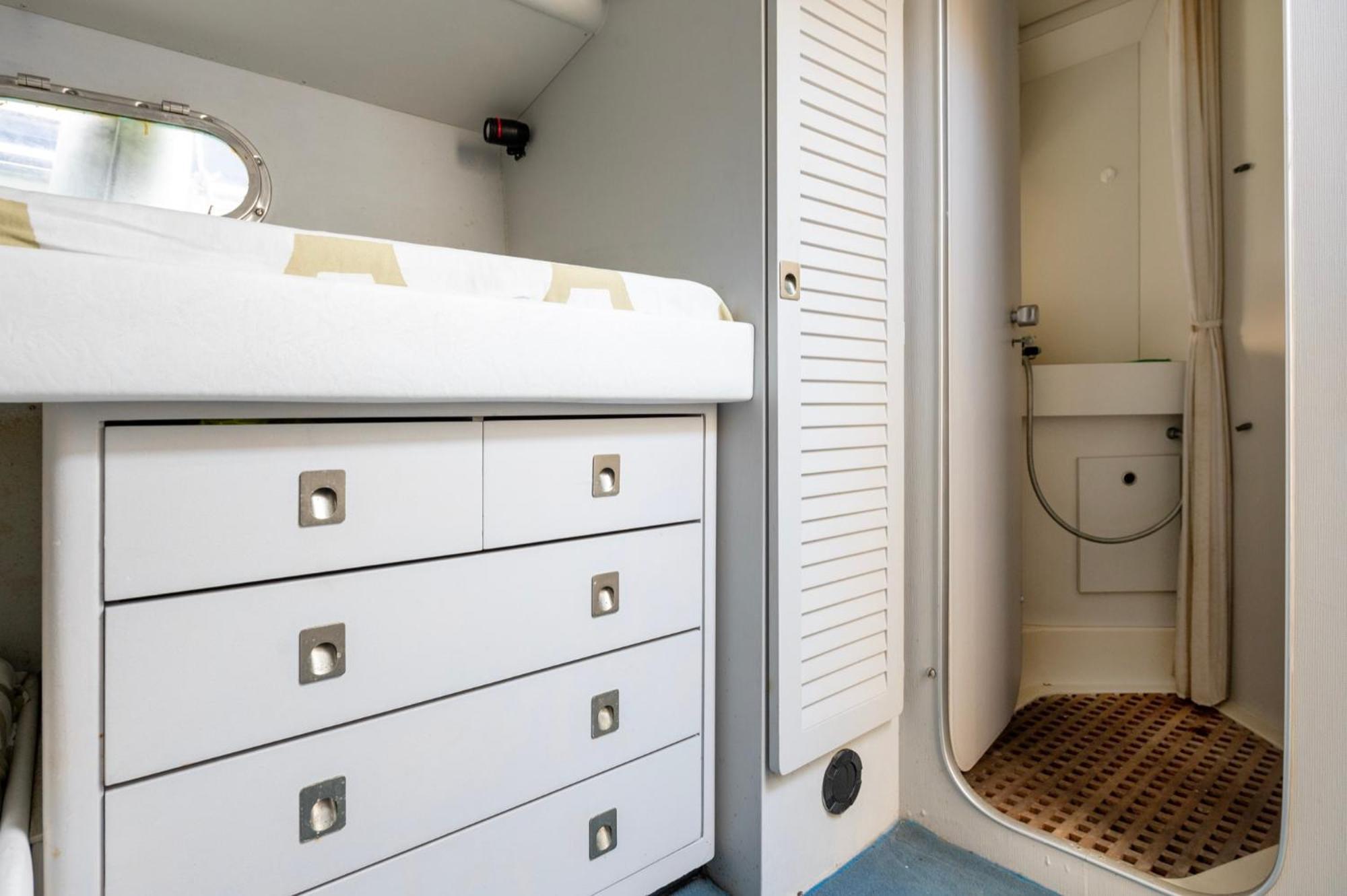 Boat Accommodations Barcelona Sant Adria de Besos Exterior foto
