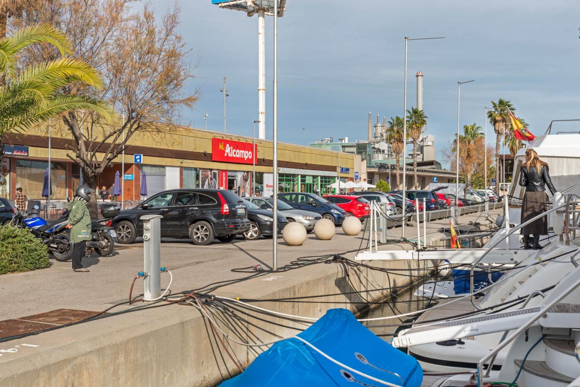 Boat Accommodations Barcelona Sant Adria de Besos Exterior foto