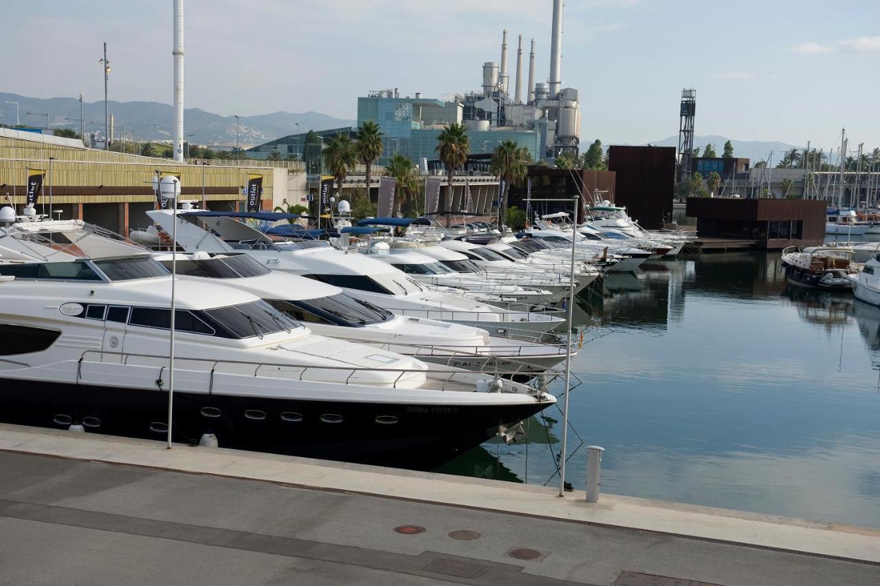 Boat Accommodations Barcelona Sant Adria de Besos Exterior foto
